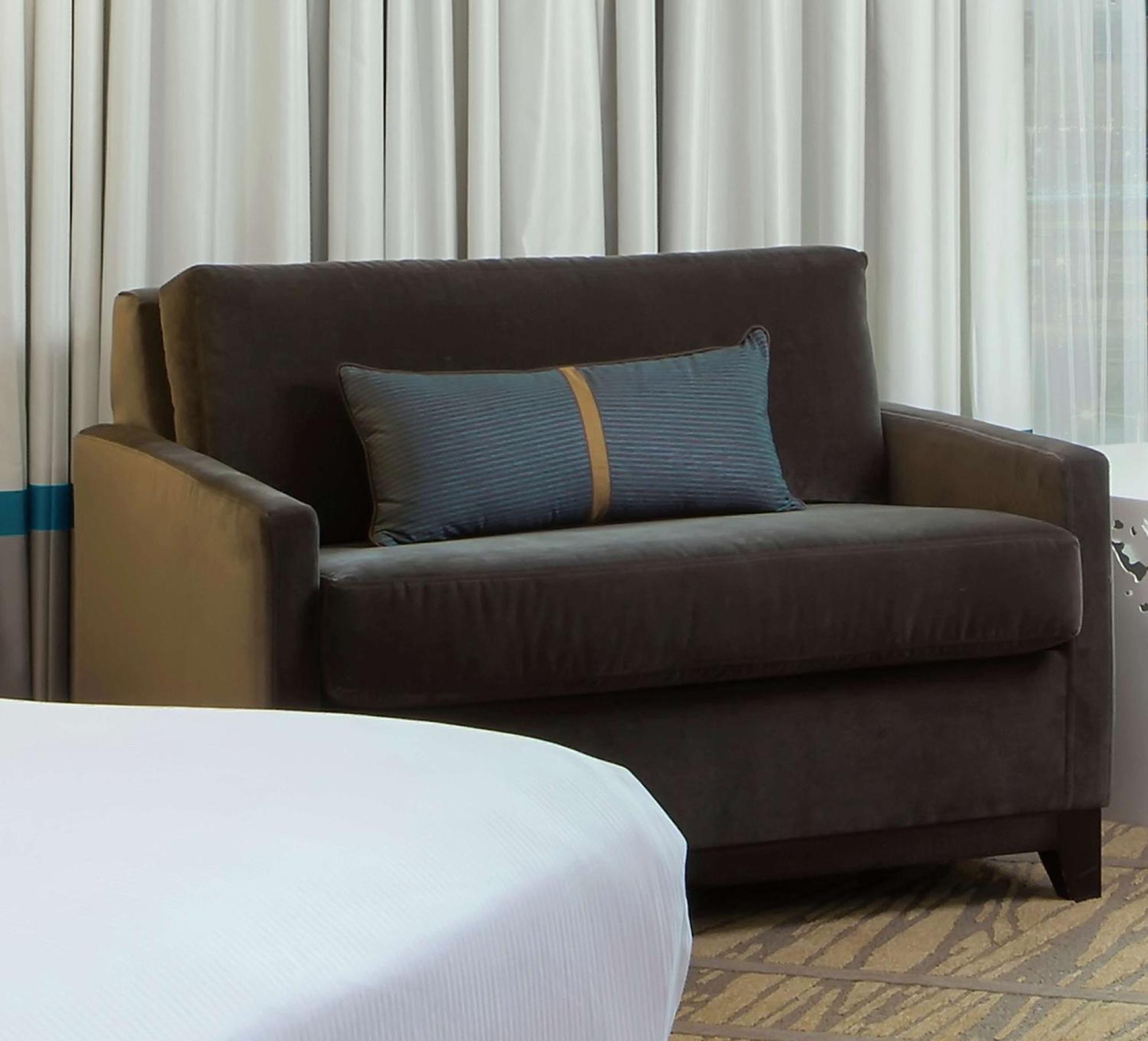 Doubletree By Hilton Hotel Miami Airport & Convention Center Exterior photo